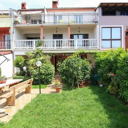 Kristina A Apartment *