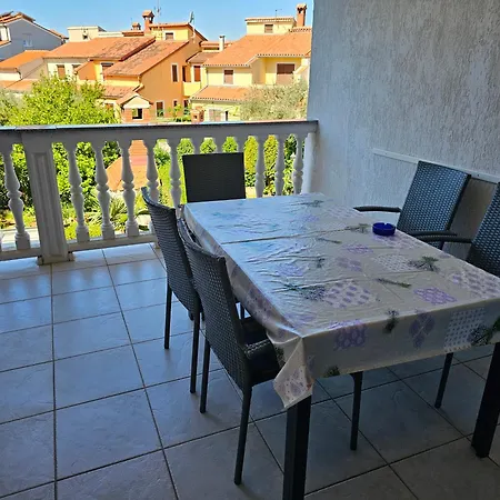 Kristina A * Fazana